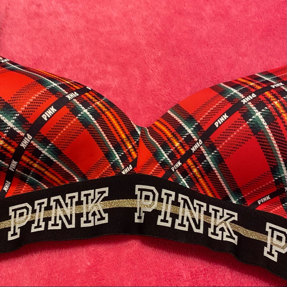PINK Wear Everywhere wireless lightly lined bra